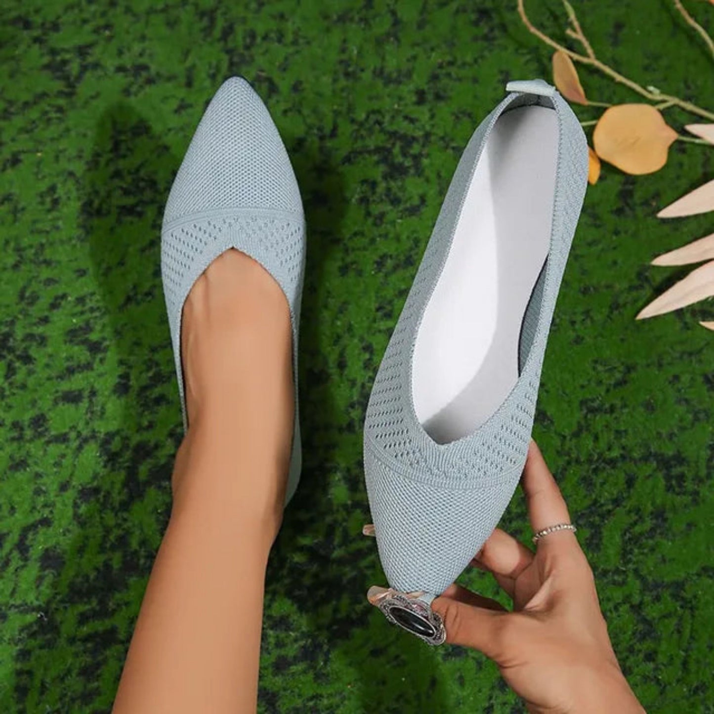 Zwaantje | Dames Instappers | Spitse Neus & Slip-On