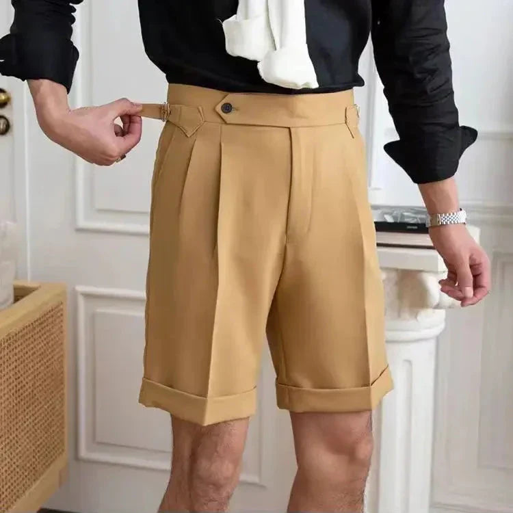 Heren Short – Pasvorm op Maat – Ademend Materiaal – Plooi Voor – Omgeslagen Zoom – Kniehoogte