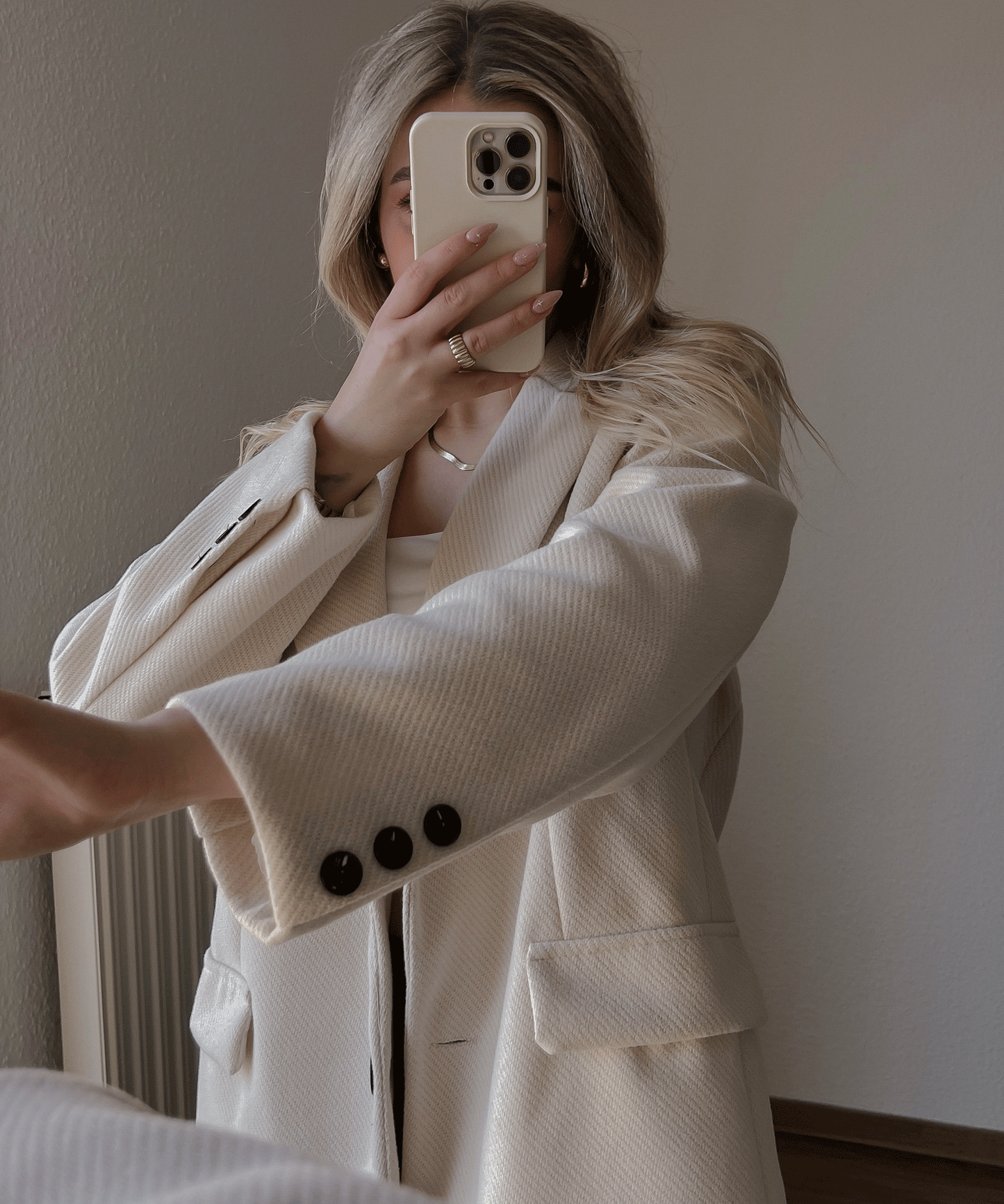 Vimala | Beige Oversized Casual Blazer