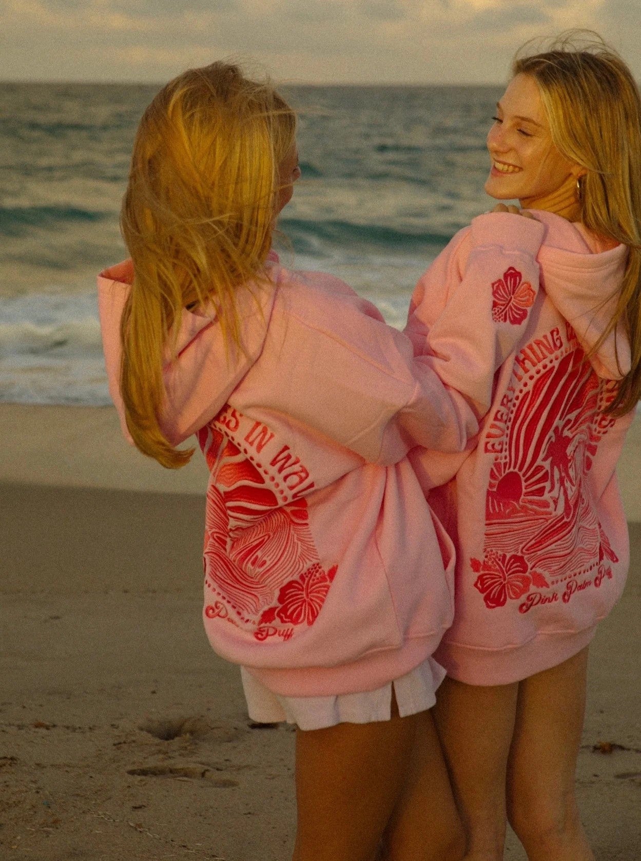 Natashia | Trendy Sommer Hoodie