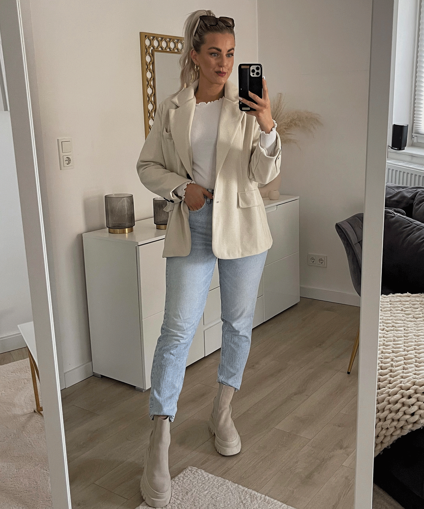 Vimala | Beige Oversized Casual Blazer