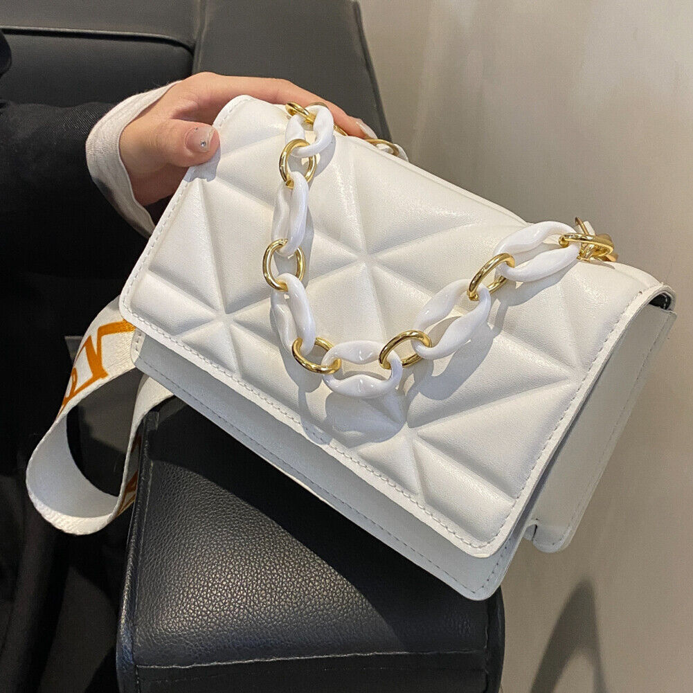 Nelda | Trendy Gewatteerde Schoudertas