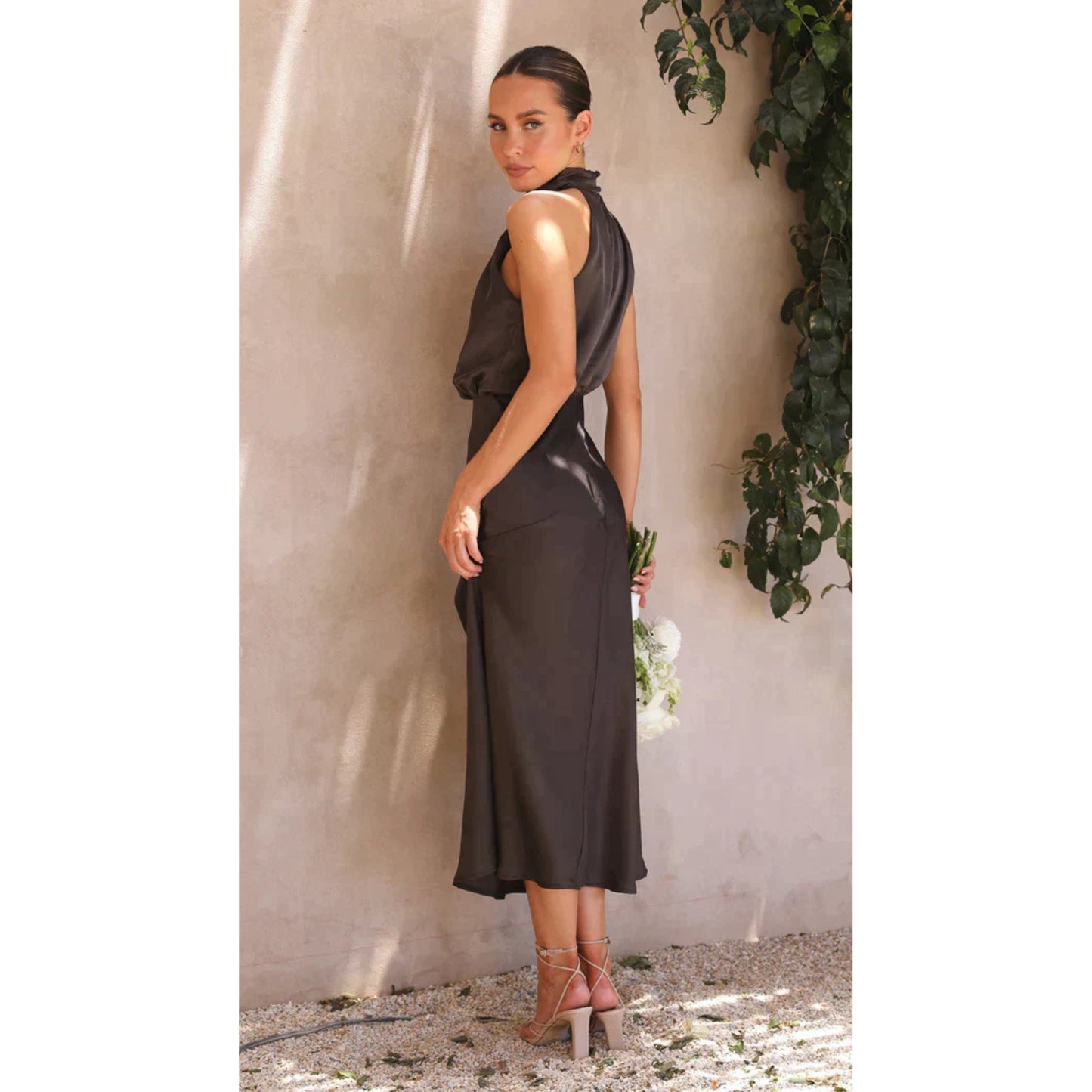 Douwika | Dames Maxi Jurk | Halternek