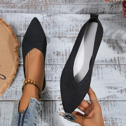 Zwaantje | Dames Instappers | Spitse Neus & Slip-On