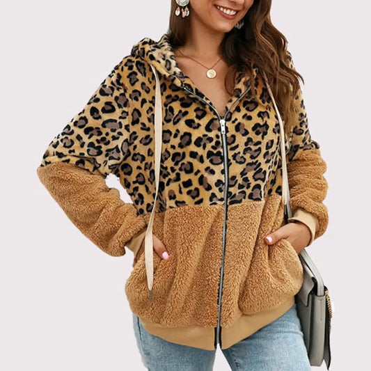 Catharina | Knusse Luipaard Hoodie