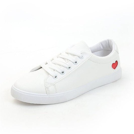 Laveda | Lage Sneakers Met Hartontwerp