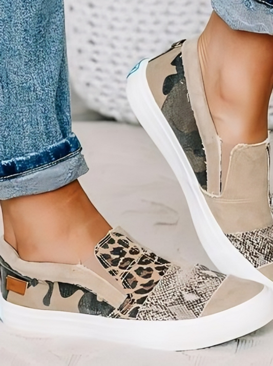Saffi | Trendy Patchwork Slip-On Sneakers